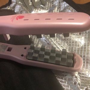 Voloom volumizing iron